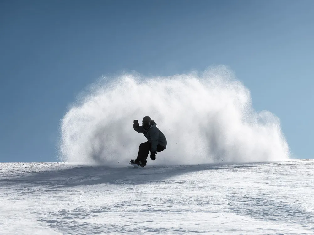 Snowboarding Group Lessons 8 - 16 years