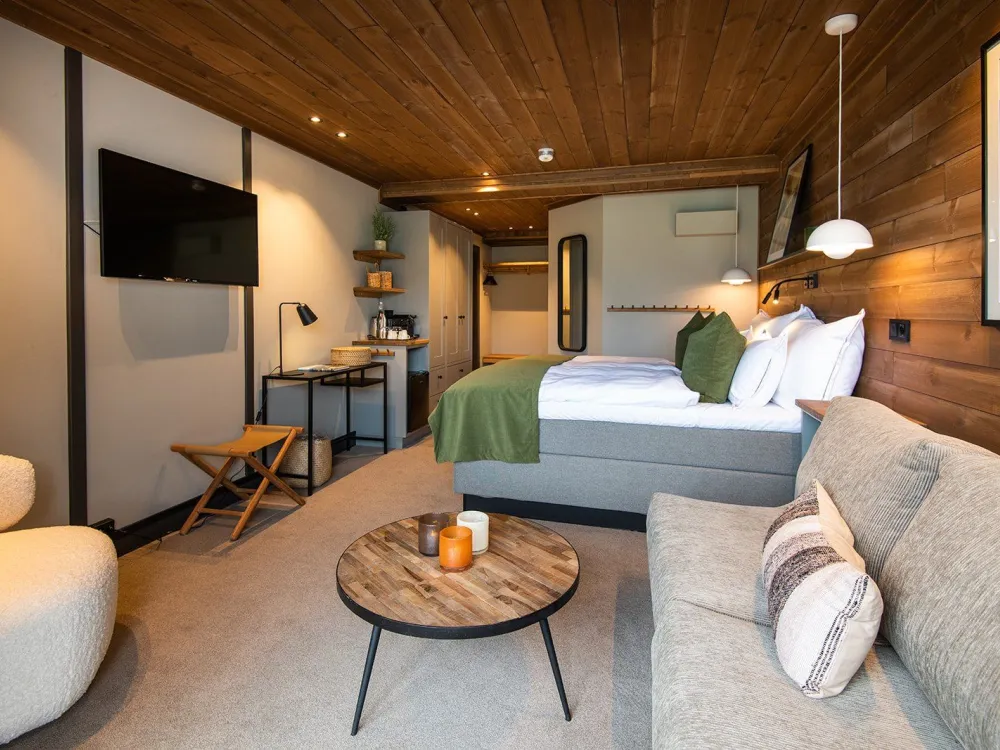 Junior suite with balcony