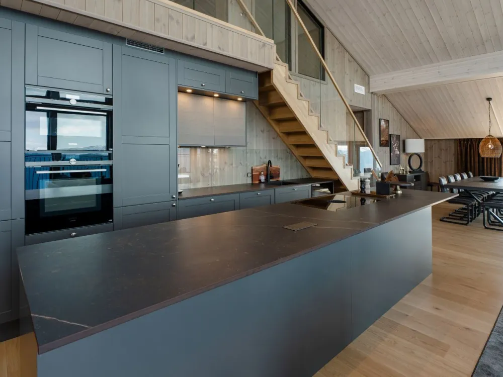Gausta Residence 402