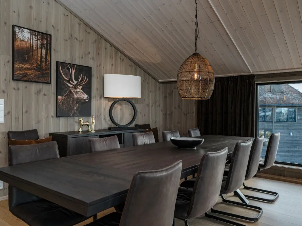 Gausta Residence 402