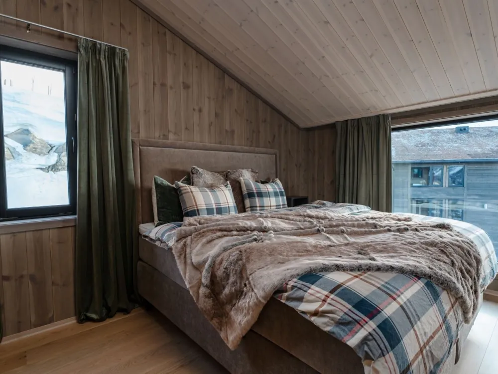 Gausta Residence 402
