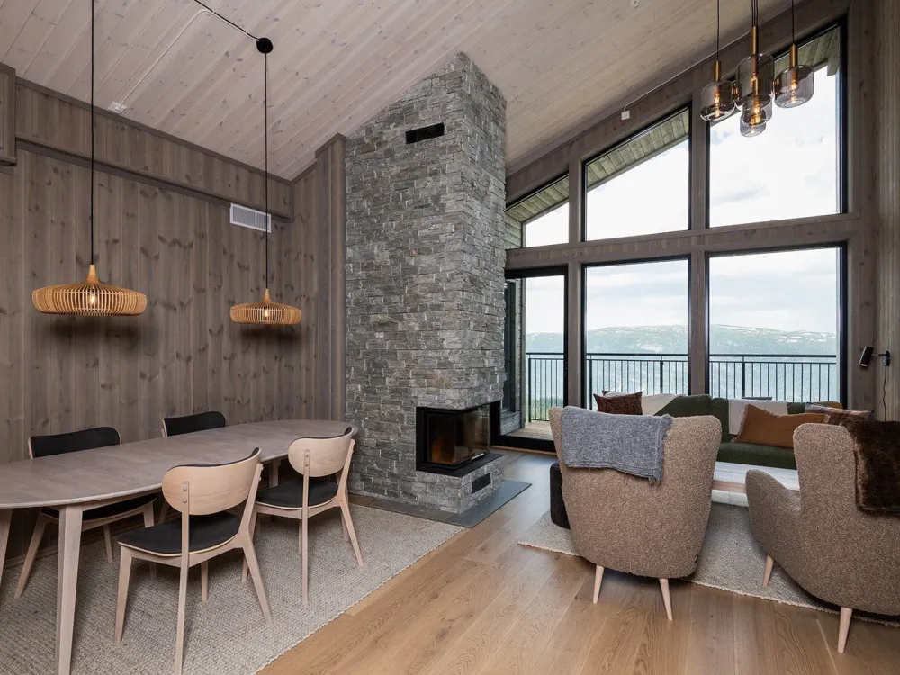Gausta Residence 404