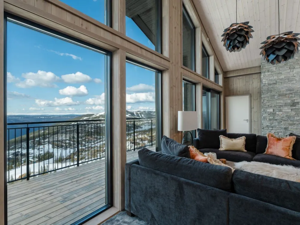 Gausta Residence 402